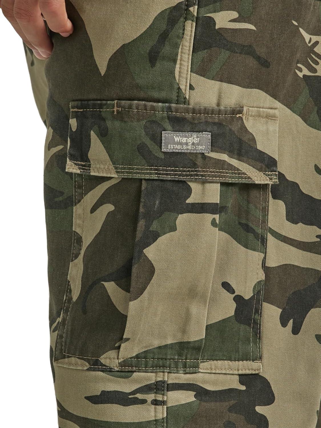 imageWrangler Authentics Mens Fleece Lined Cargo PantGreen Brown Camo