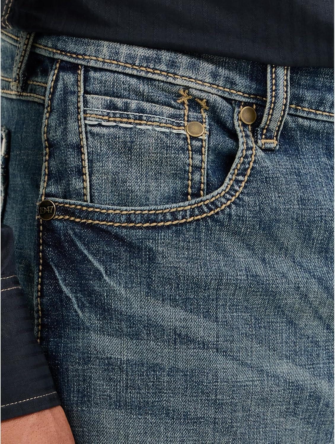 imageWrangler Mens Retro Slim Fit Boot Cut JeanLayton