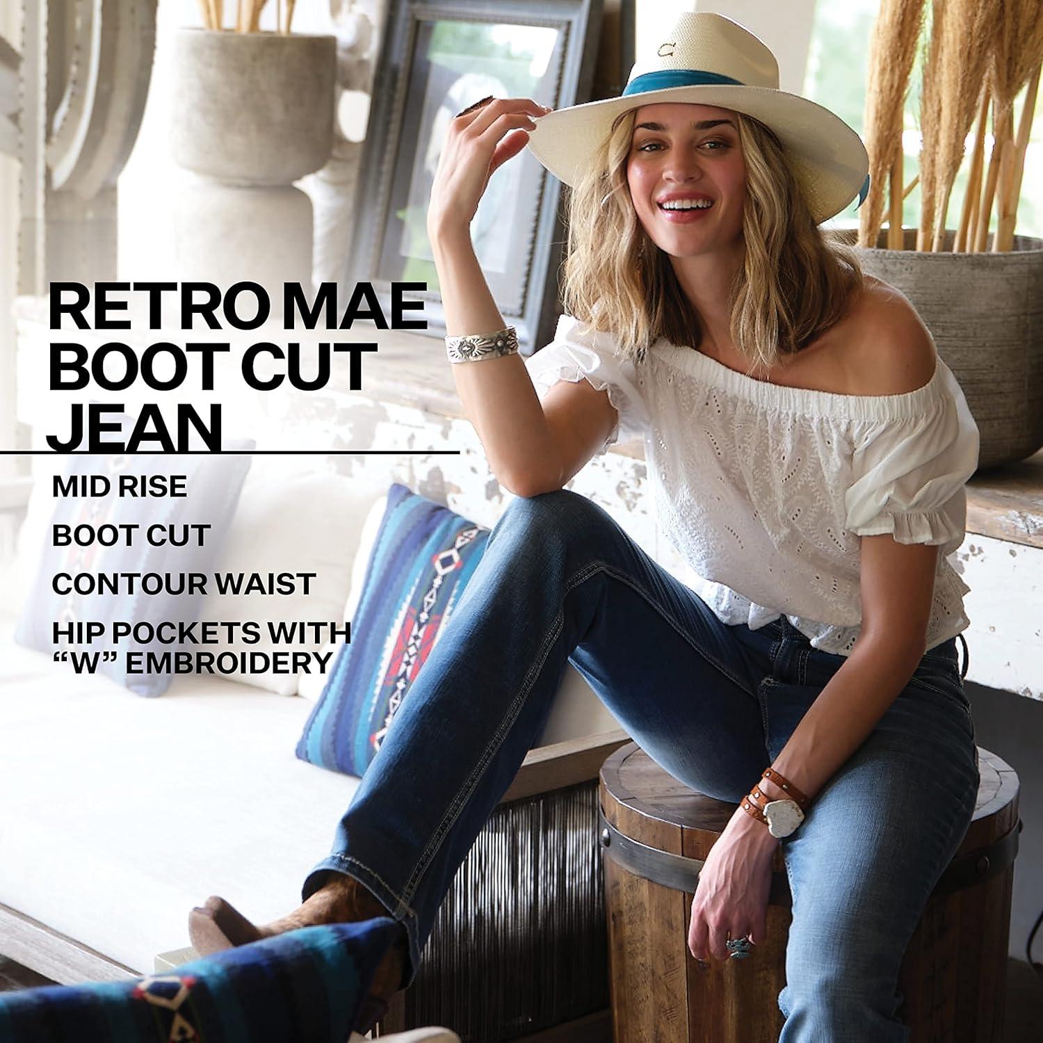 imageWrangler Womens Cash Mid Rise Vented Hem Ultimate Riding JeanNadia