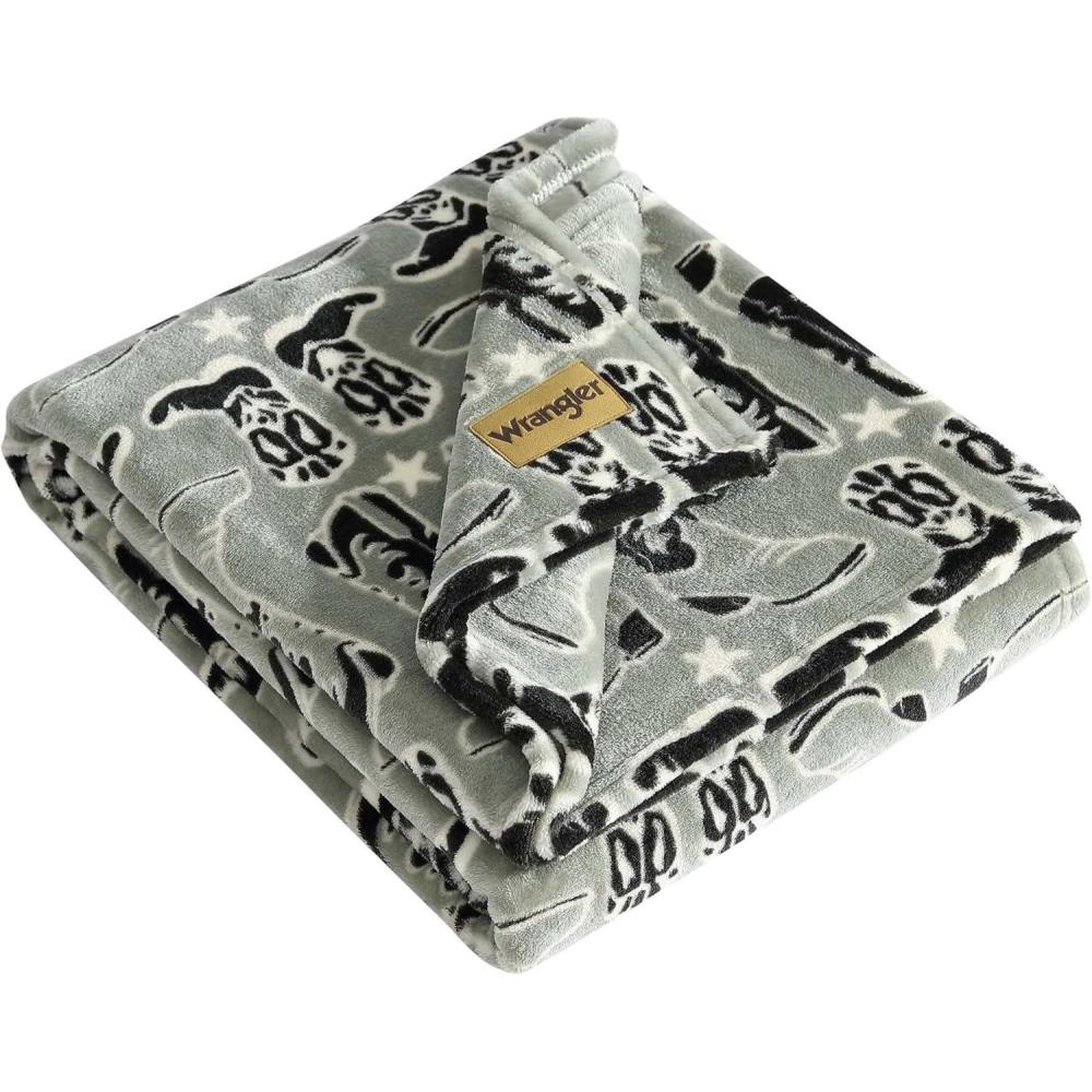 imageWrangler  Blanket Super Soft Plush Bedding Yellowstone Inspired Throw Blanket for Couch or Bed Navajo Light Blue 50quot x 70quotKnockin Boots Green