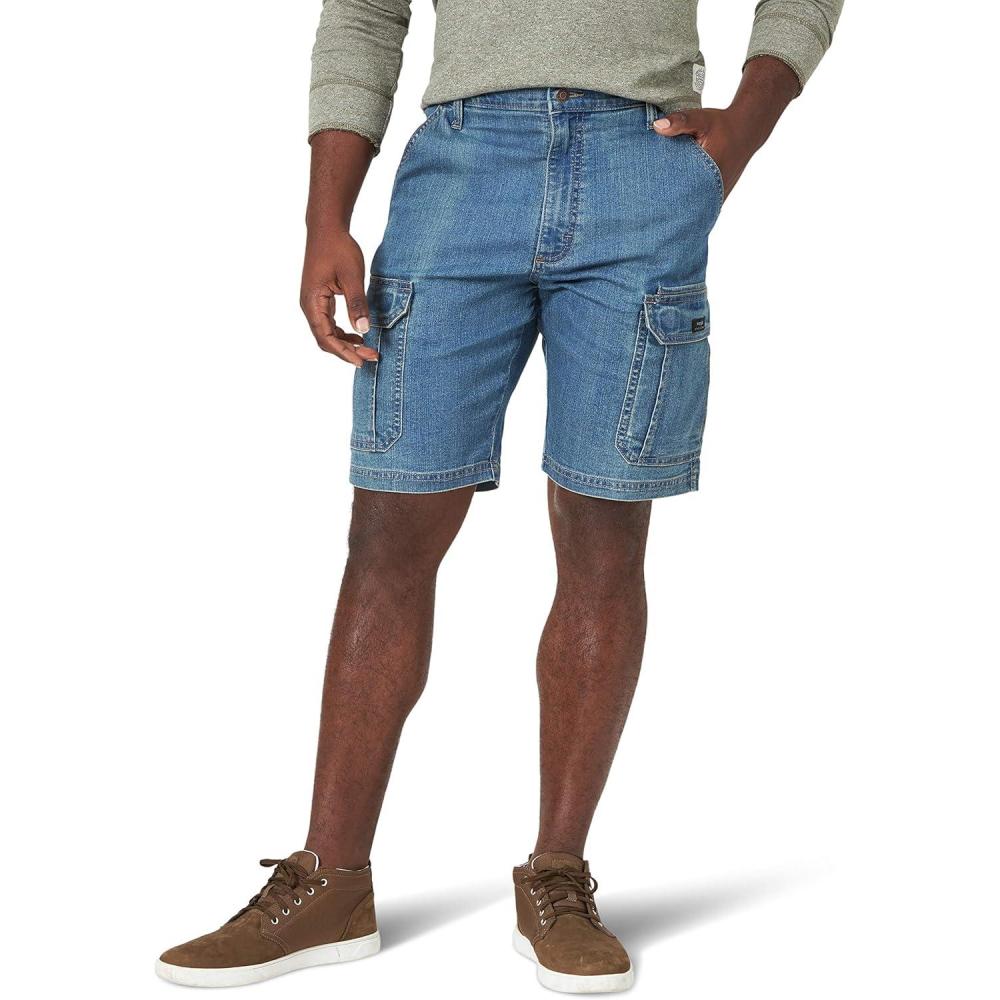 imageWrangler Authentics Mens Classic Cargo Stretch ShortMedium Tint Denim