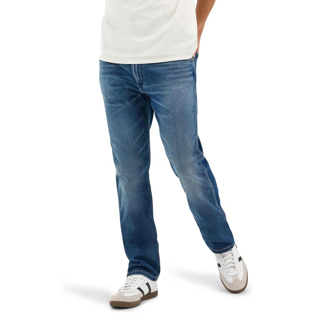 imageWrangler Mens Greensboro Regular Straight JeanDenim Dusk