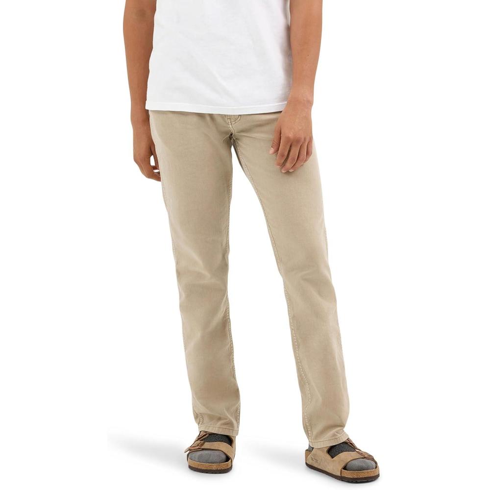 imageWrangler Mens Greensboro Regular Straight JeanTimberwolf