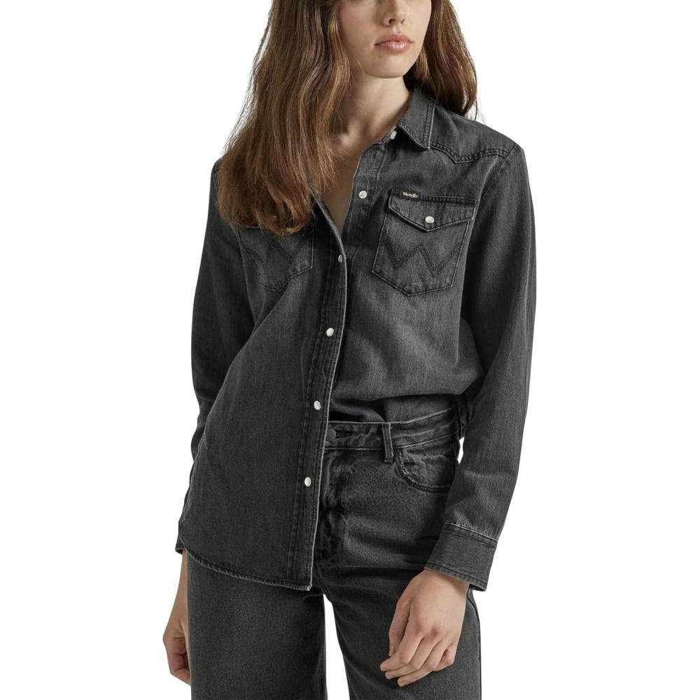 imageWrangler Womens Boyfriend Denim Snap Closure ShirtNashville