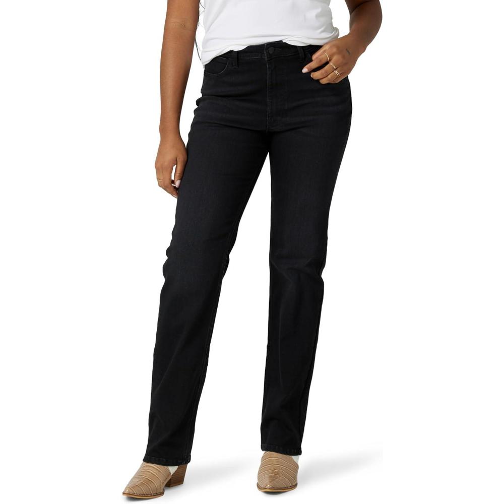imageWrangler Womens High Rise True Straight Fit JeanMidnight Black