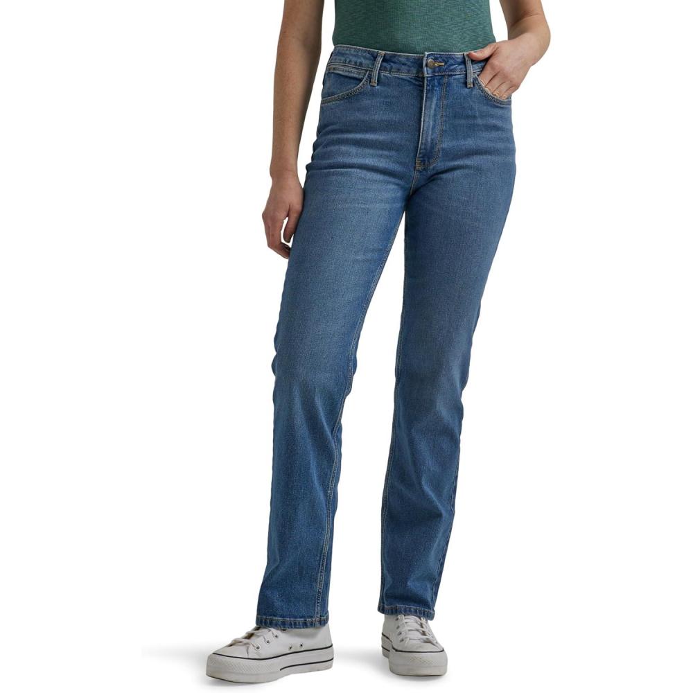 imageWrangler Womens High Rise True Straight Fit JeanOcean Medium