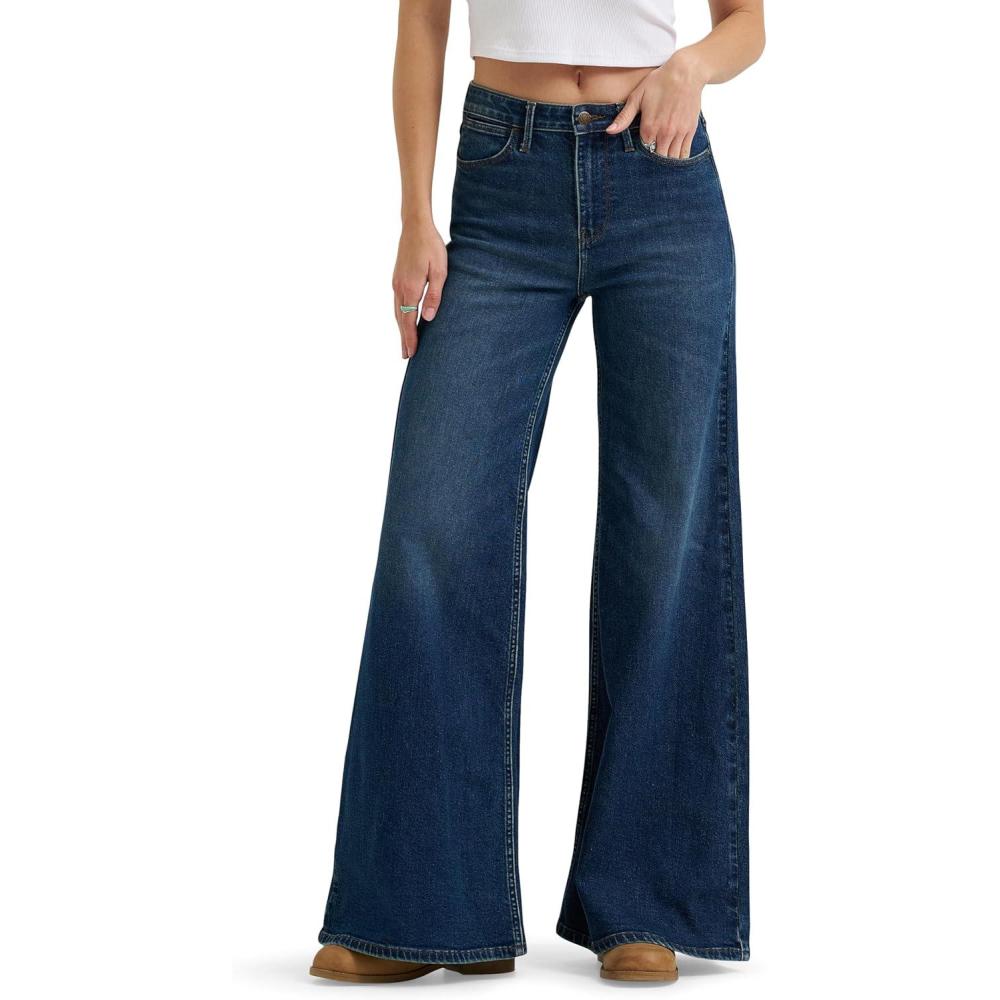 imageWrangler Womens High Rise Wide Leg JeanClover