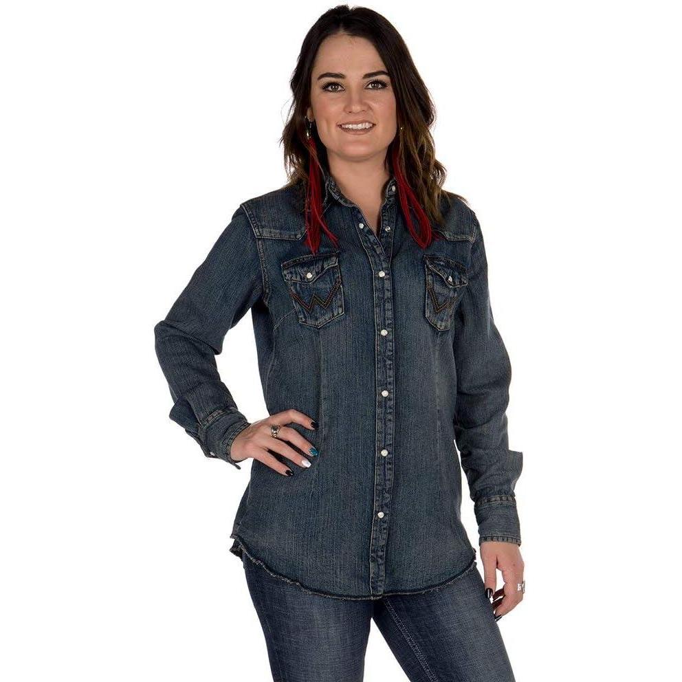 imageWrangler Womens Vintage Denim Snap ShirtDenim