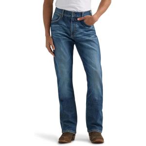 Wrangler Men’s Retro Slim Fit Boot Cut Jean(Whitley)